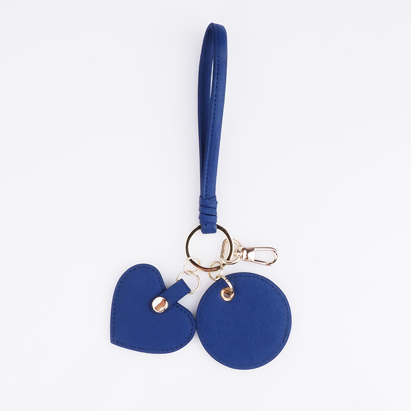 2020 trendy christmas gifts keychain promotional custom leather keyring