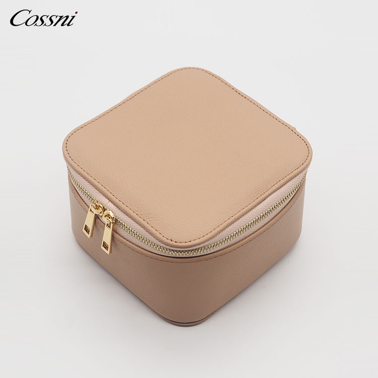 2021 Brown hinh quality Saffiano Leather Jewelry Organizer Case