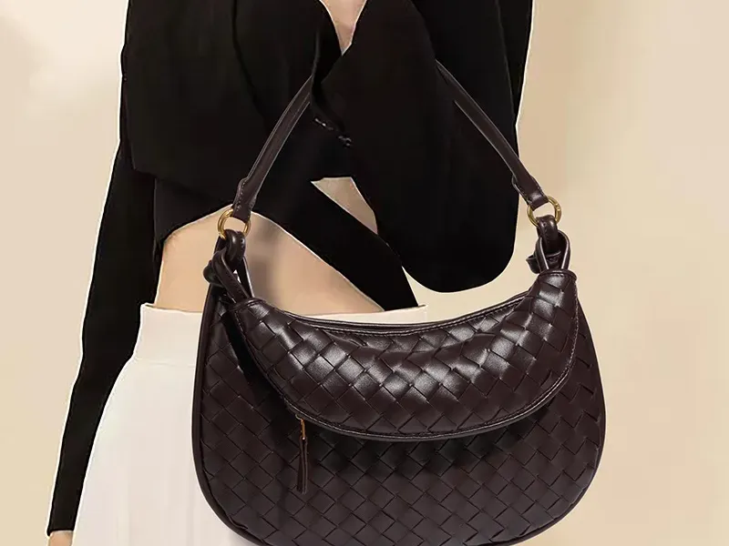 Trending Styles Image 3